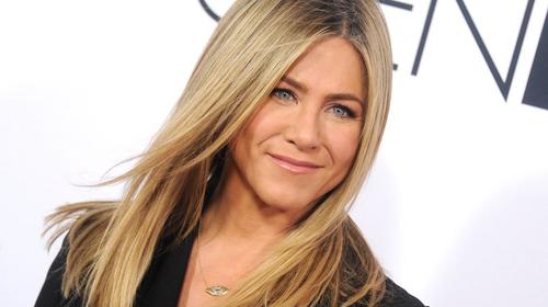 Jennifer Aniston sorprendi&oacute; con imagen sin una gota de maquillaje