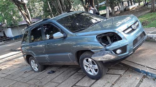 Capturan a piloto de la Fuerza Aérea que derribó portón de cárcel