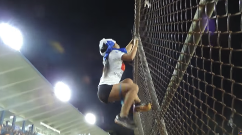 Video: as&iacute; salt&oacute; "Esme La Chispuda" a la gramilla del Nacional