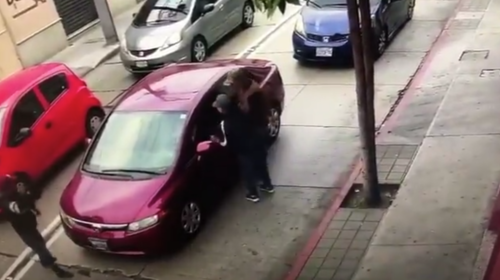 Indignantes asaltos en grupo en pleno tr&aacute;fico de la ciudad