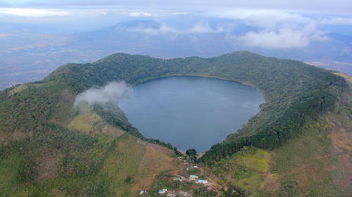 Las lagunas más impresionantes que puedes encontrar en Guatemala