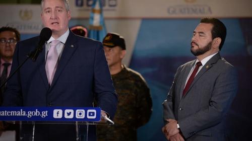 Giammattei: "Degenhart ha incumplido las órdenes de su jefe"