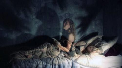 Parálisis del sueño: esta terrible sensación funciona así 