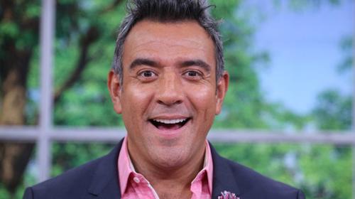 Héctor Sandarti sorprendió con su habilidad para "perrear"