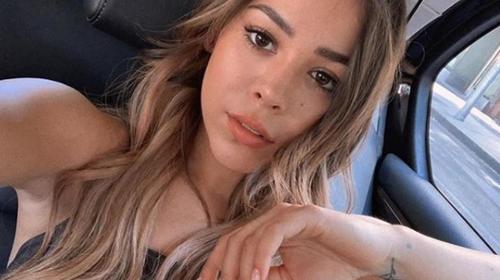 Danna Paola impacta con sensuales movimientos en pleno escenario