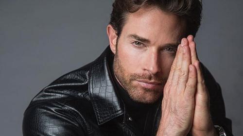 Viralizan imagen de Sebasti&aacute;n Rulli donde aparece desnudo 