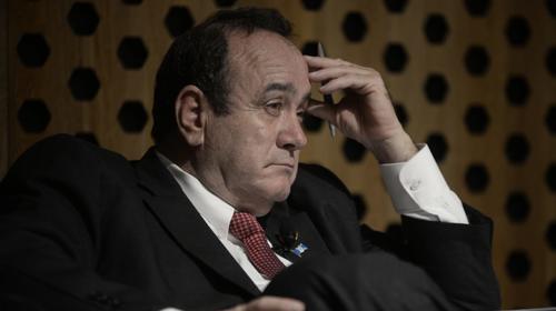 Diputados dejan sin presupuesto a Giammattei