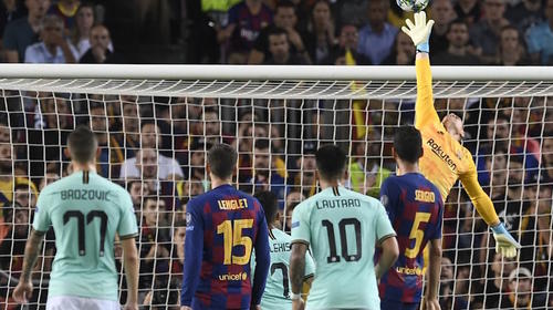 La descomunal atajada de Ter Stegen que salvó al Barcelona