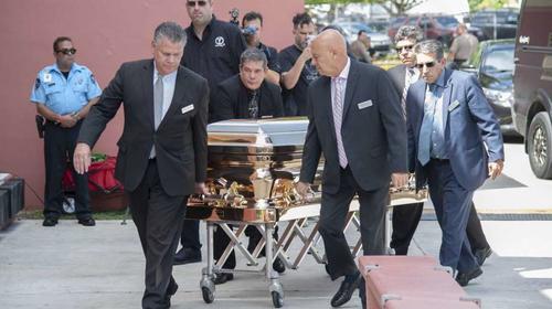 As&iacute; retiraron el cuerpo de Jos&eacute; Jos&eacute; de la funeraria en Miami