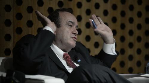 Gobierno de Venezuela argumenta por qué expulsó a Giammattei