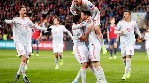 España empata en el último minuto y visa pasaporte a la Eurocopa