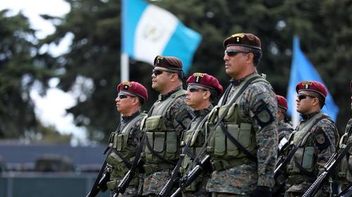 El Ejército pide ayuda para crear el himno del Estado Mayor