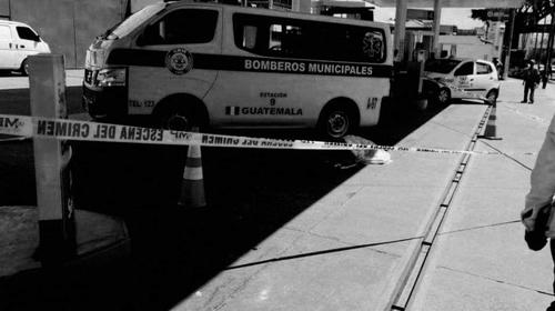 Piloto pidió servicio completo para matar a joven en gasolinera