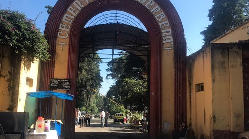 Tres muertos y heridos tras balacera en el cementerio La Verbena