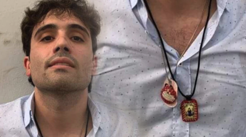 Locura en M&eacute;xico por comprar escapulario del hijo de "El Chapo"