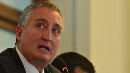 La reacci&oacute;n de Degenhart por investigaci&oacute;n contra su hermano