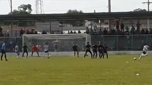 Fredy García sigue marcando golazos con el Puerto San José 