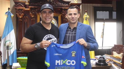 ¿Cuánto recibirá Marco Papa tras ser despedido de Mixco?