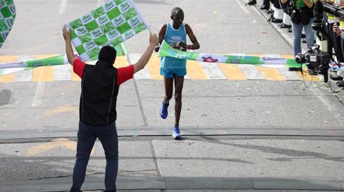 El keniata Robert Gaitho se impone en los 21K de la Ciudad