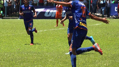 Pol&eacute;mico triunfo de Municipal ante Sanarate