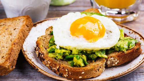 Desayunos f&aacute;ciles y r&aacute;pidos que puedes hacer en el microondas