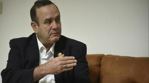 Giammattei: "Demando pronta acción para esclarecer este atentado"