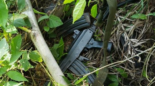 Localizan fusiles cerca de donde mataron a los tres militares