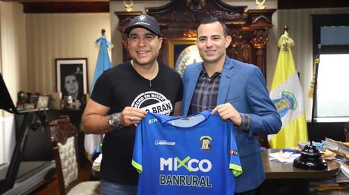 Municipalidades y fútbol: pagan a jugadores con fondos públicos