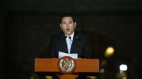 Discurso de Jimmy Morales fue empañado por gritos de ¡Asesino! 