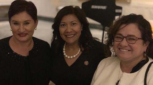 Jimmy Morales responde a "saludo" de Norma Torres y Thelma Aldana