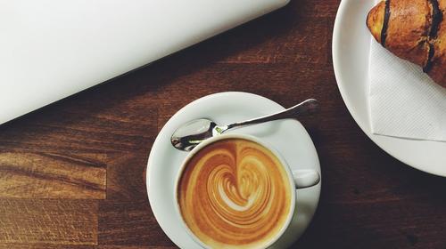 T&oacute;mate un caf&eacute; y ev&iacute;tate las antorchas