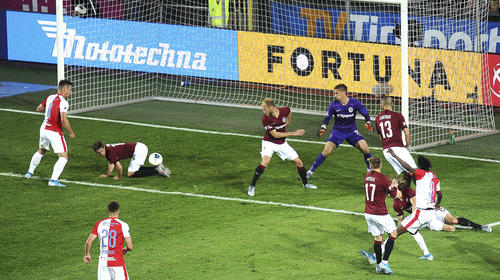 El autogol m&aacute;s ins&oacute;lito y vergonzoso del f&uacute;tbol