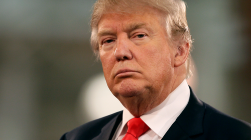 Dem&oacute;cratas inician acciones para destituir a Donald Trump 