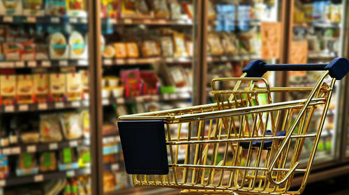 Empresarios proponen eliminar el IVA a alimentos y medicinas