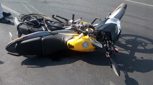 Motorista sufre grave accidente en calzada Roosevelt