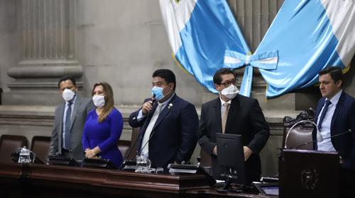 Aprueban segunda lectura de polémica ampliación presupuestaria