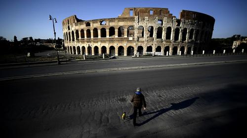 Italia reporta primera disminución de pacientes en intensivos