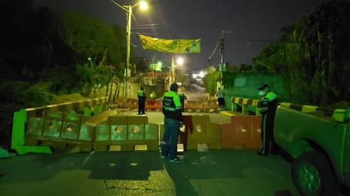 Aíslan a pobladores de San Juan Obispo por caso de coronavirus 