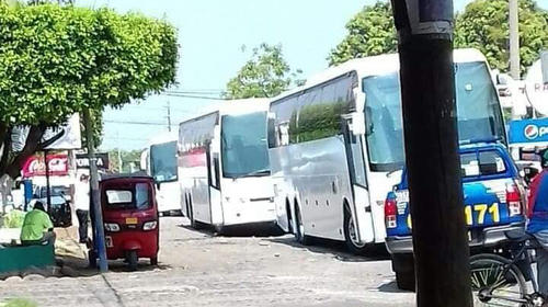 Migrantes amenazaron con cuchillos para huir en Guatemala