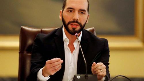 Bukele impone mascarillas obligatorias y endurece toque de queda