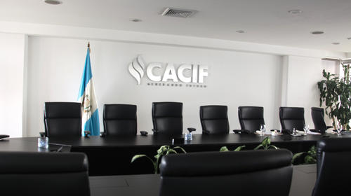 Finanzas rechaza amparo del Cacif por pago de impuestos