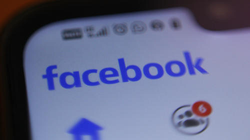 Facebook endurece medidas contra "fake news" de Covid-19