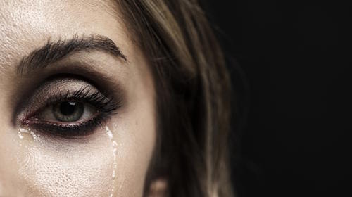 Las lágrimas también contagian el coronavirus, revela estudio