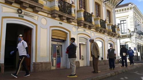 OMS: "El nuevo coronavirus nos acompañará durante largo tiempo"