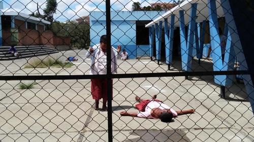 Jueza queda en cuarentena tras verificación en el Federico Mora