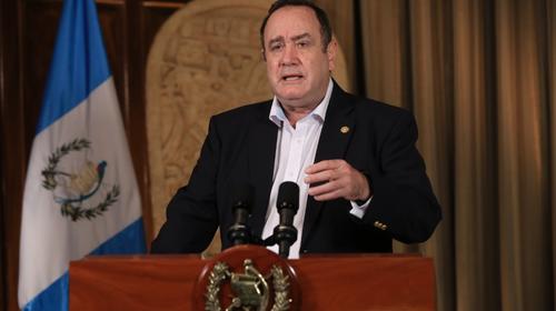 Diputados defienden la ley vetada por Giammattei