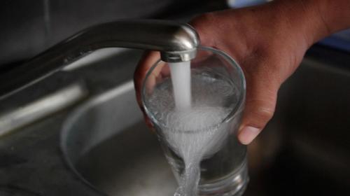 Gobierno presenta iniciativa que prohíbe corte de servicios