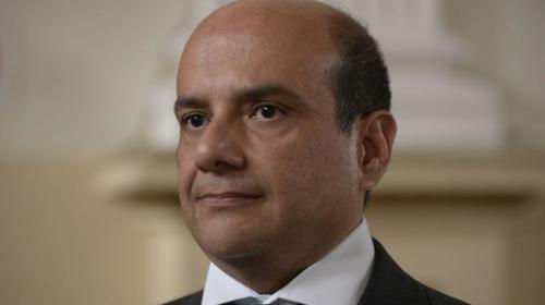 Congreso remueve al jefe de Conamigua por no atender a migrantes