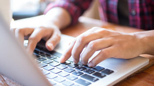 "Coursera para Guatemala": m&aacute;s de 3 mil cursos gratuitos en l&iacute;nea