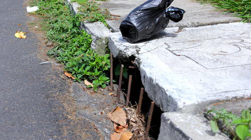 Video genera pol&eacute;mica y cierre temporal de restaurante